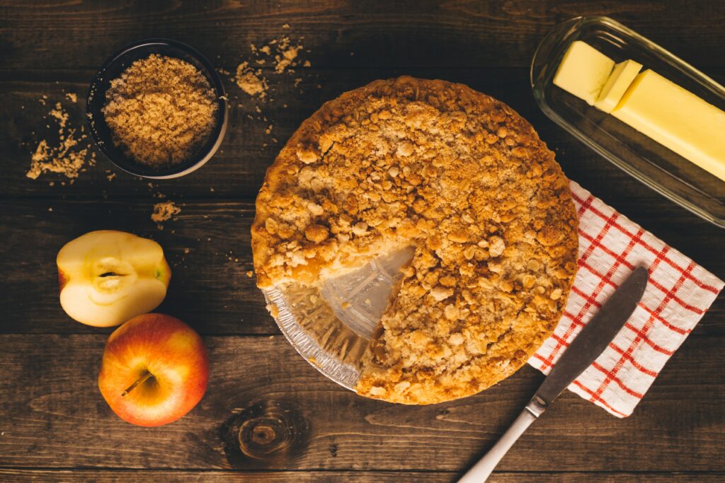 Baking an apple pie
