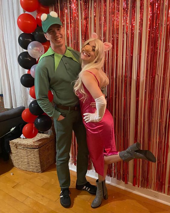 Kermit and Miss Piggy costumes