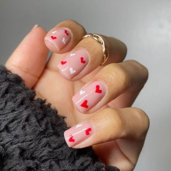 Mini heart nails