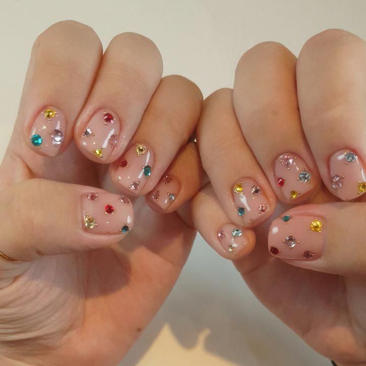 Rhinestone nails