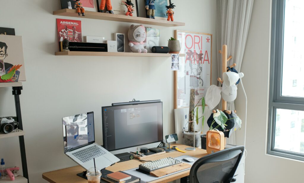 How to set up a desk