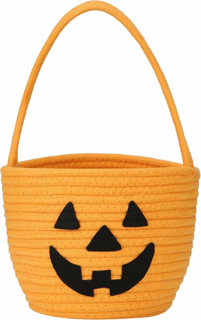 Small Pumpkin Bucket