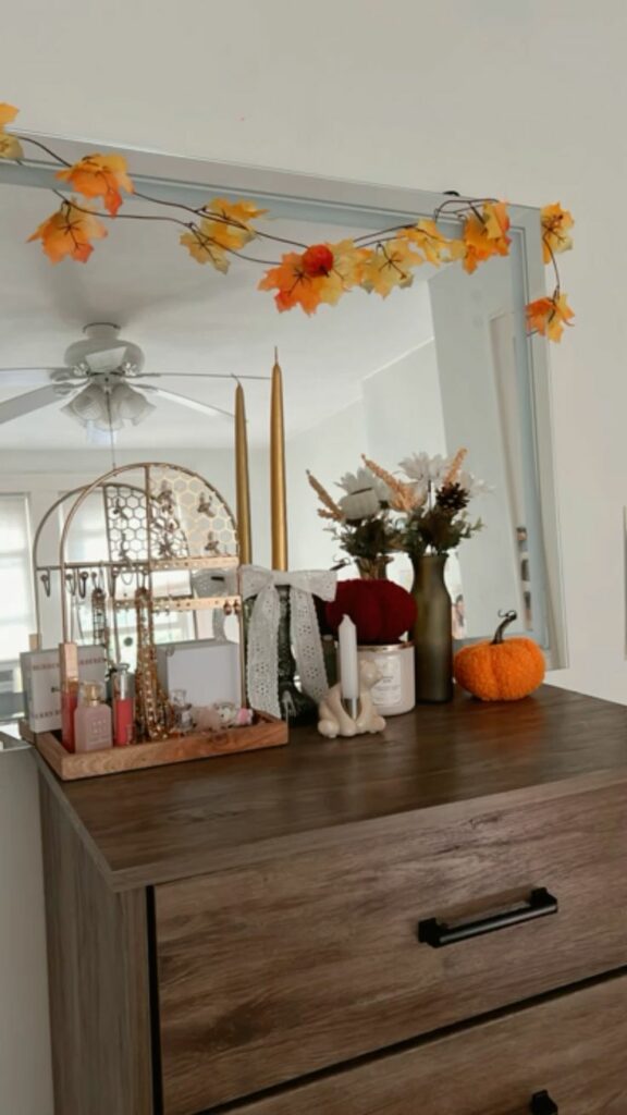 Fall dresser
