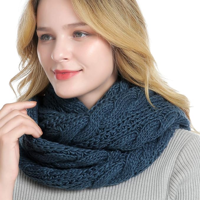QUEENFUR Thick Cable Knit Infinity Scarf