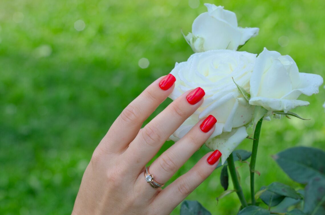 24 Cute Valentine’s Day Nail Ideas – My Best Self