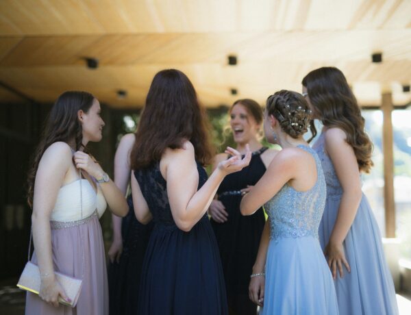 12 Stunning Wedding Guest Dresses You Won’t Believe Are From Amazon