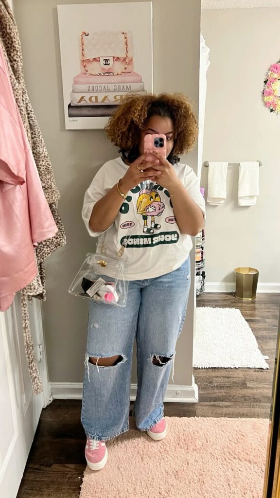 Jeans+T-Shirt+Flats