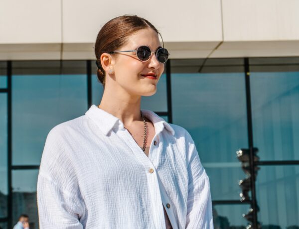 Women’s Summer Work Outfits to Stay Cool on Your Commute