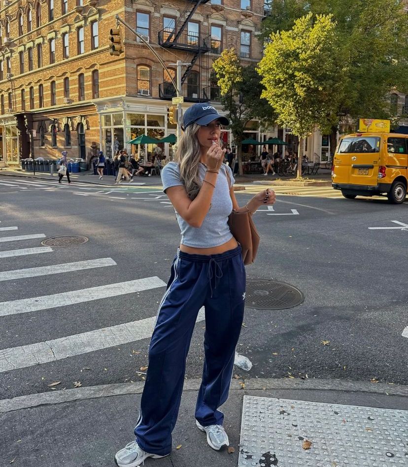 T-Shirt+Track Pants